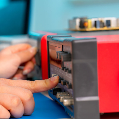 Servizi difficili elettrici elettronici per l'apparecchio portatile della televisione